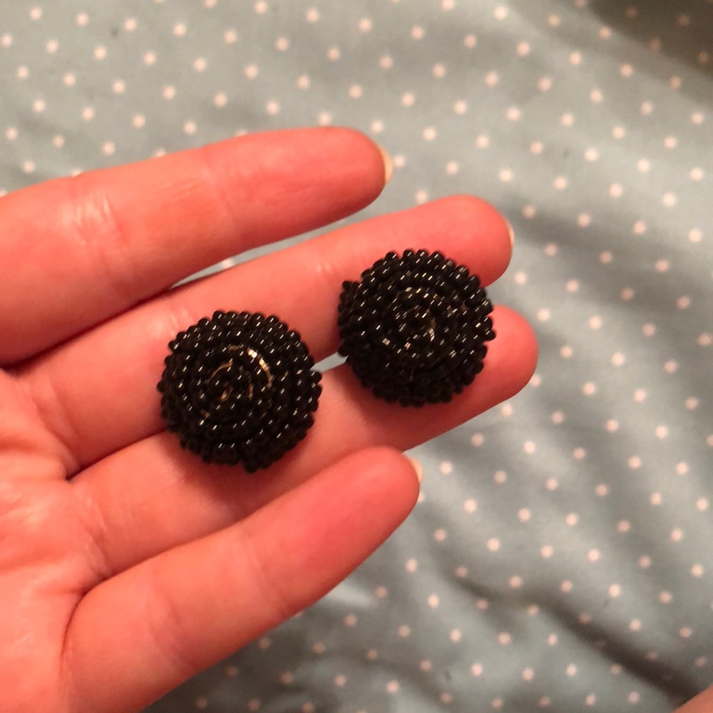 Black beaded statement studs!!